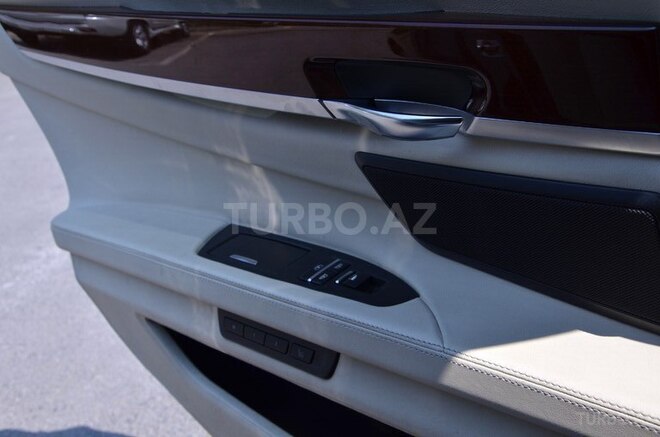 BMW 750 2010, 185,000 km - 4.4 l - Bakı