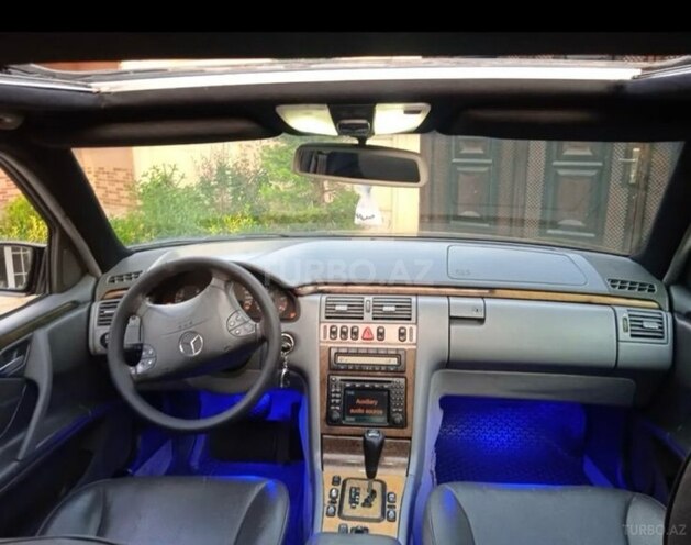 Mercedes E 320 2000, 485,000 km - 3.2 l - Bakı