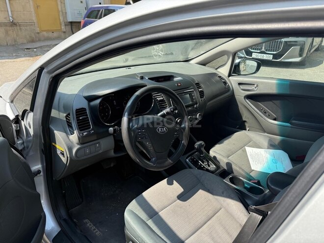 Kia Forte 2016, 241,402 km - 2.0 l - Bakı