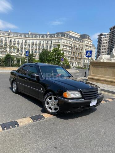 Mercedes C 200 1997, 298,000 km - 2.0 л - Bakı