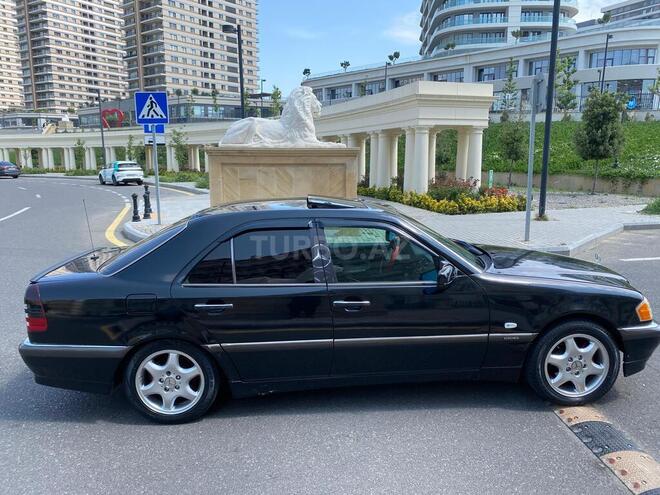 Mercedes C 200 1997, 298,000 km - 2.0 л - Bakı