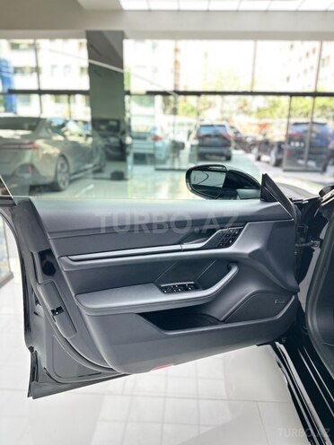Porsche Taycan 4S Cross Turismo-14