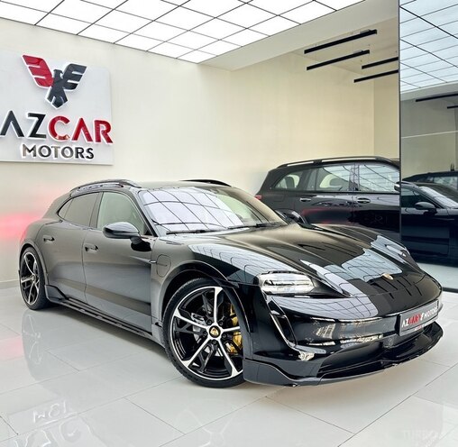 Porsche Taycan 4S Cross Turismo-3