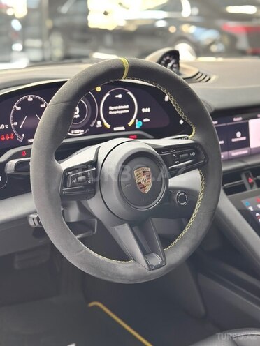 Porsche Taycan 4S Cross Turismo-11