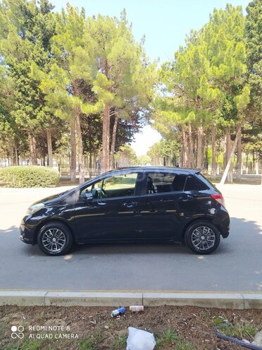Toyota Vitz 2012, 123,888 km - 1.3 l - Bakı