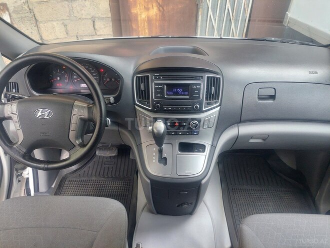 Hyundai H-1 2018, 230,000 km - 2.5 l - Bakı