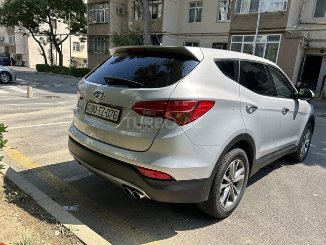 Hyundai Santa Fe-5