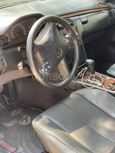 Mercedes E 220 d 2000, 350,000 km - 2.2 л - Bakı