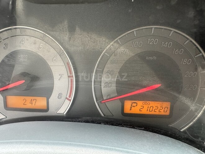 Toyota Corolla 2011, 209,000 km - 1.8 л - Bakı
