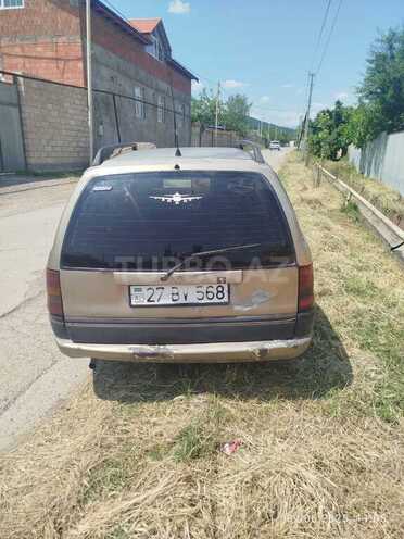 Opel Astra 1996, 380,000 km - 1.6 л - Quba
