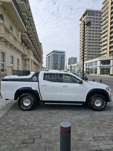 Mercedes  2017, 89,000 km - 2.3 l - Bakı