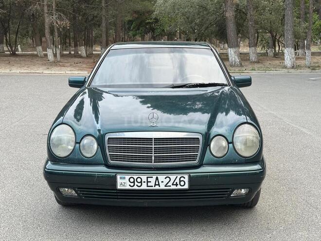 Mercedes E 240 1998, 324,000 km - 2.4 l - Bakı