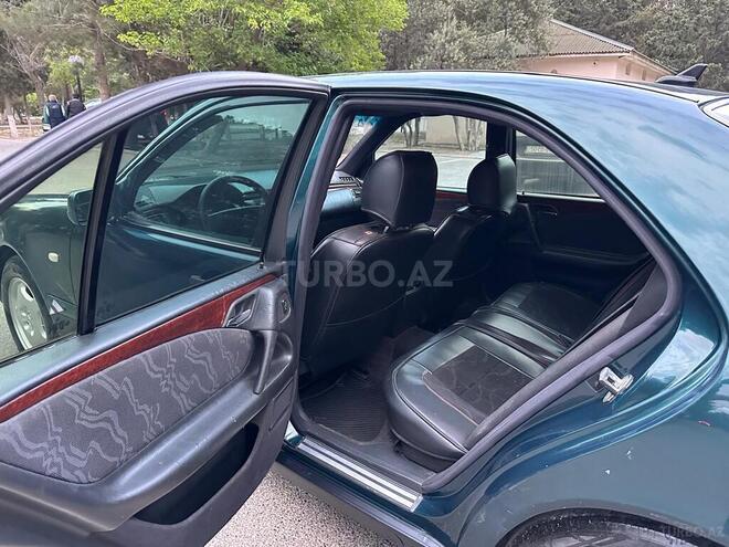 Mercedes E 240 1998, 324,000 km - 2.4 l - Bakı