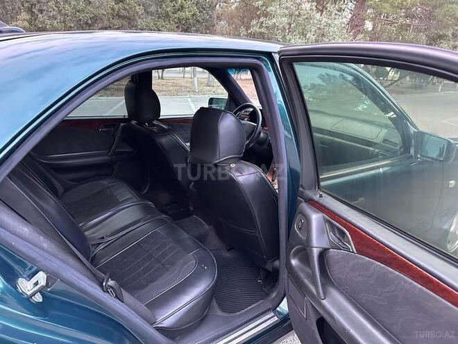 Mercedes E 240 1998, 324,000 km - 2.4 l - Bakı