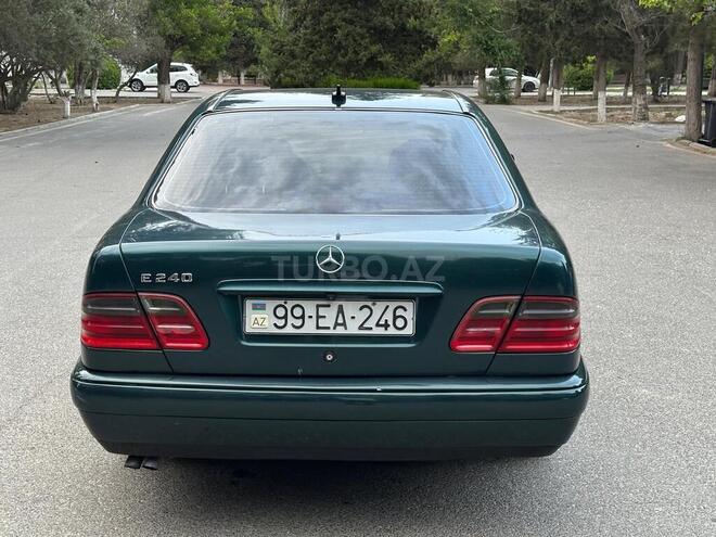 Mercedes E 240 1998, 324,000 km - 2.4 l - Bakı