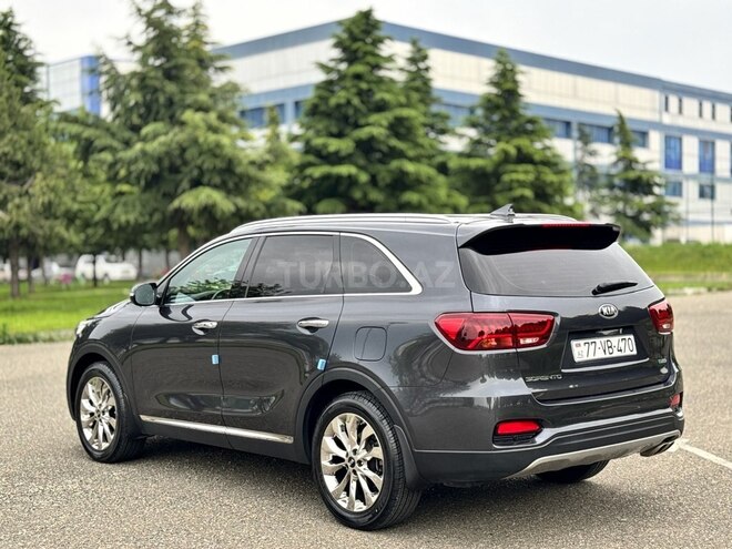 Kia Sorento-7