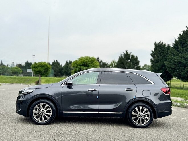 Kia Sorento-4
