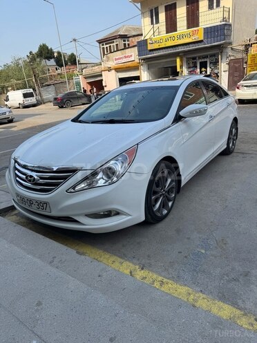 Hyundai Sonata-3