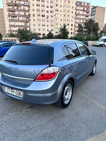 Opel Astra 2005, 227,000 km - 1.4 l - Bakı