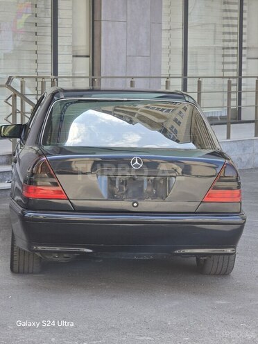 Mercedes C 240 1998, 499,999 km - 2.4 л - Bakı