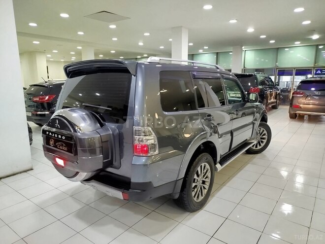 Mitsubishi Pajero 2006, 307,000 km - 3.2 l - Sumqayıt