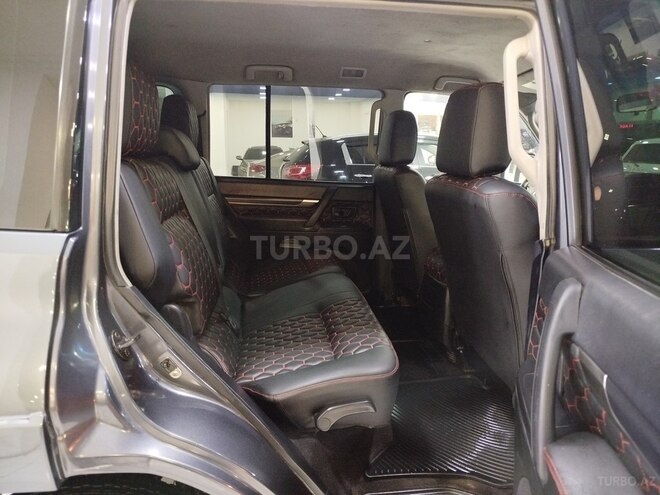 Mitsubishi Pajero 2006, 307,000 km - 3.2 l - Sumqayıt