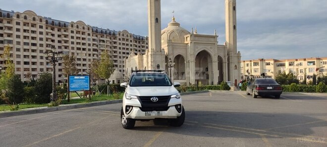 Toyota Fortuner 2018, 210,000 km - 2.7 l - Bakı
