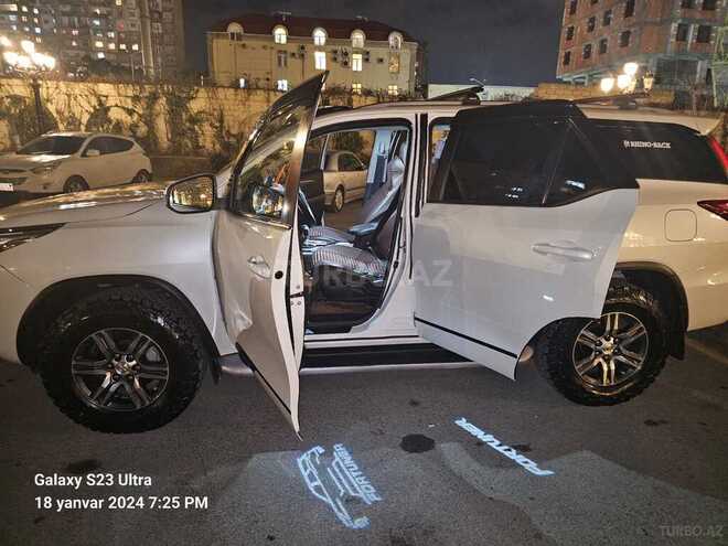 Toyota Fortuner 2018, 210,000 km - 2.7 l - Bakı