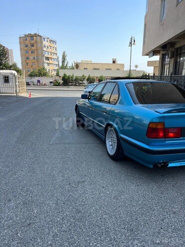 BMW 525 1995, 213,000 km - 2.5 l - Bakı