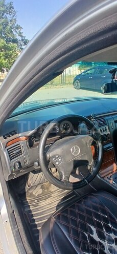 Mercedes E 220 d 2001, 490,000 km - 2.2 l - Bakı