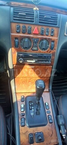 Mercedes E 220 d 2001, 490,000 km - 2.2 l - Bakı
