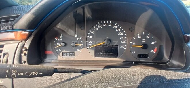 Mercedes E 220 d 2001, 490,000 km - 2.2 l - Bakı