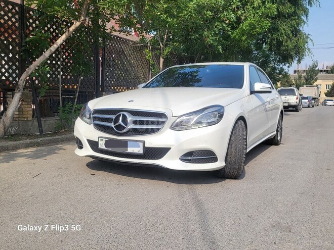 Mercedes E 250 2014, 178,000 km - 2.2 л - Sumqayıt