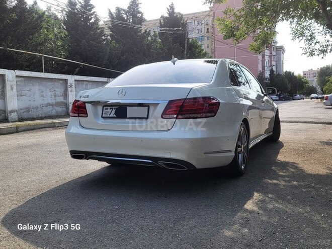 Mercedes E 250 2014, 178,000 km - 2.2 л - Sumqayıt