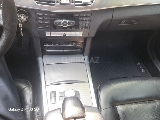Mercedes E 250 2014, 178,000 km - 2.2 л - Sumqayıt