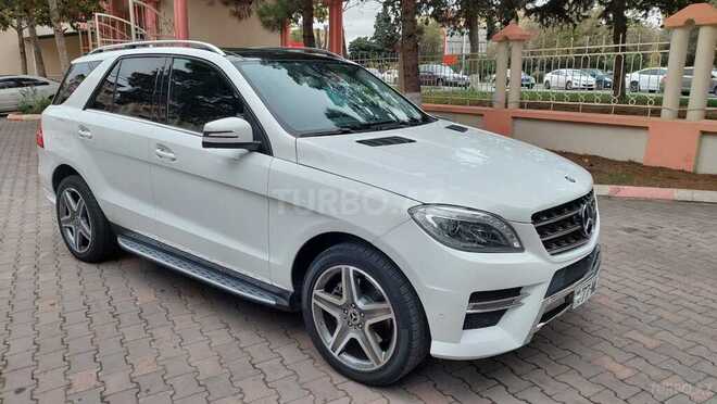 Mercedes ML 400 4MATIC 2015, 155,600 km - 3.0 l - Bakı