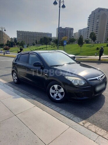 Hyundai i30 2009, 300,000 km - 1.6 l - Bakı