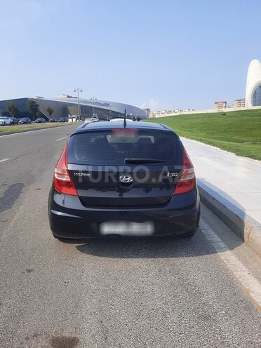 Hyundai i30 2009, 300,000 km - 1.6 l - Bakı