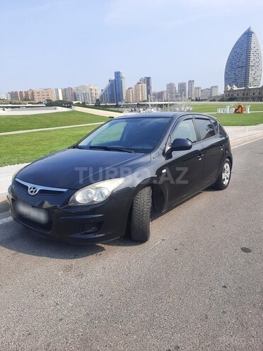Hyundai i30 2009, 300,000 km - 1.6 l - Bakı
