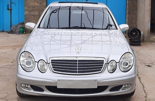 Mercedes E 220 d 2002, 285,425 km - 2.2 l - Bakı
