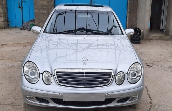 Mercedes E 220 d 2002, 285,425 km - 2.2 l - Bakı