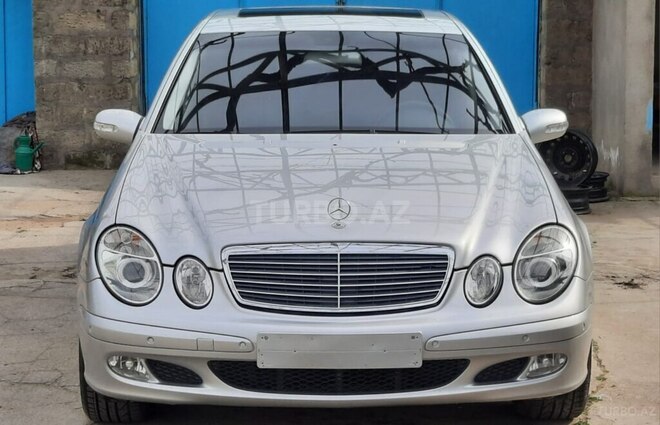 Mercedes E 220 d 2002, 285,425 km - 2.2 l - Bakı