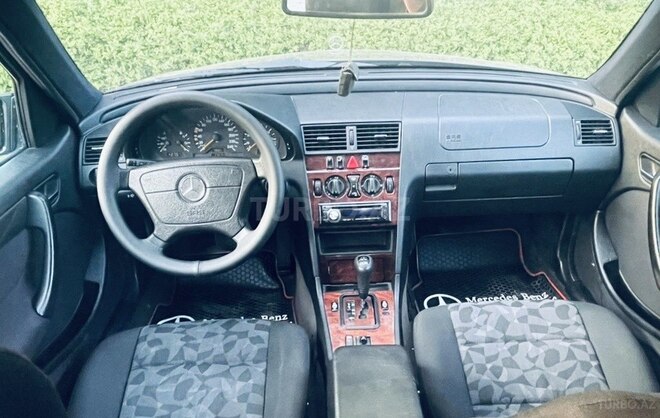 Mercedes C 200 1999, 237,890 km - 2.0 l - Bakı