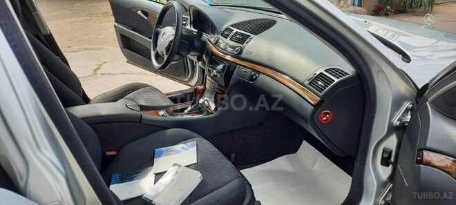Mercedes E 220 d 2002, 285,425 km - 2.2 l - Bakı