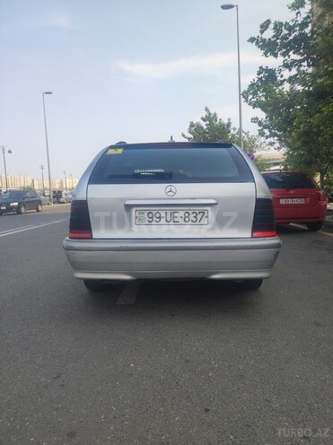 Mercedes C 220 d 2001, 485,854 km - 2.2 л - Bakı