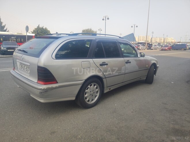 Mercedes C 220 d 2001, 485,854 km - 2.2 л - Bakı