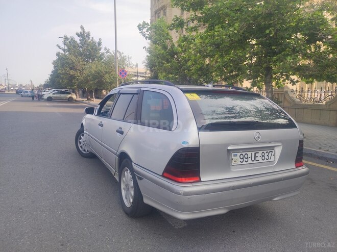 Mercedes C 220 d 2001, 485,854 km - 2.2 л - Bakı
