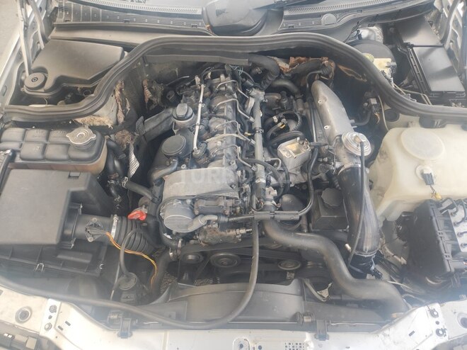 Mercedes C 220 d 2001, 485,854 km - 2.2 л - Bakı