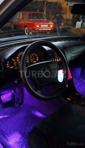 Mercedes C 180 1998, 330,000 km - 1.8 л - Bakı