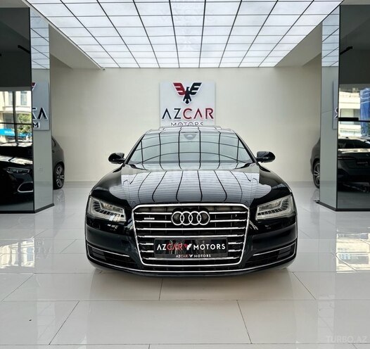 Audi A8-9